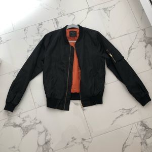 Bomber jacket